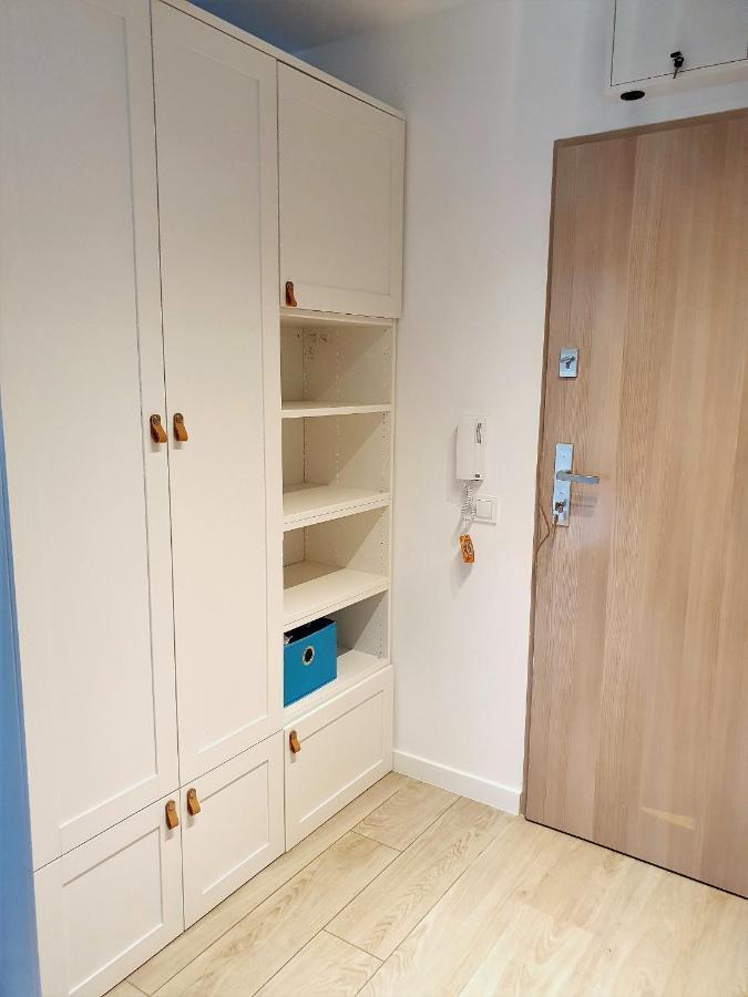 Apartament Beige Z Ogrodkiem Dziwnówek Esterno foto