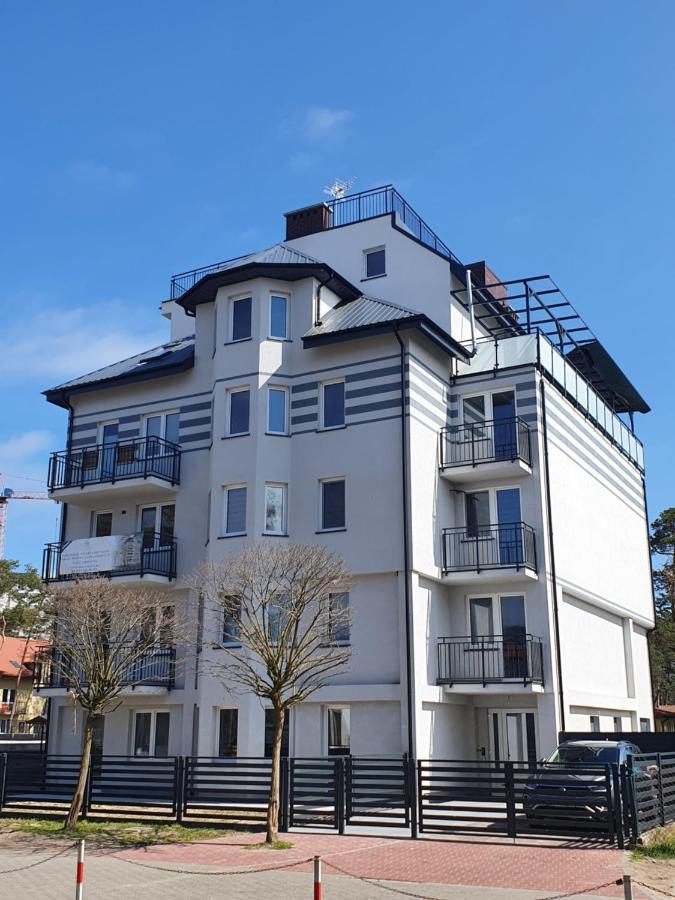 Apartament Beige Z Ogrodkiem Dziwnówek Esterno foto