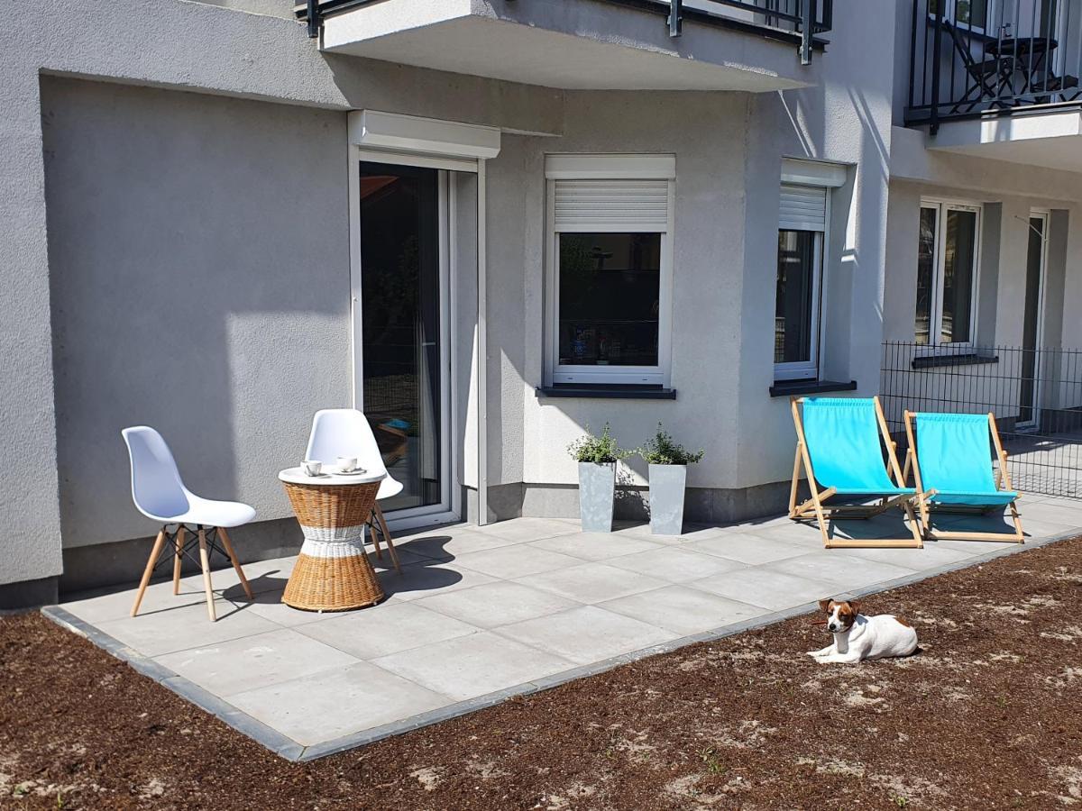 Apartament Beige Z Ogrodkiem Dziwnówek Esterno foto